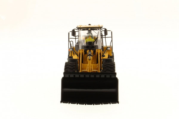 Cat 972M колесный погрузчик  1:50