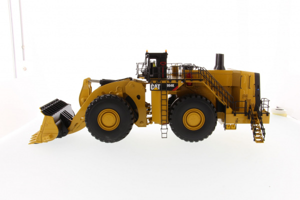 Cat 994K колесный погрузчик - версия с ковом для горных работ в желтом цвете 1:50